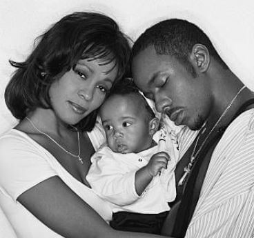 Michael Houston sister Whitney Houston with her former husband and kid.